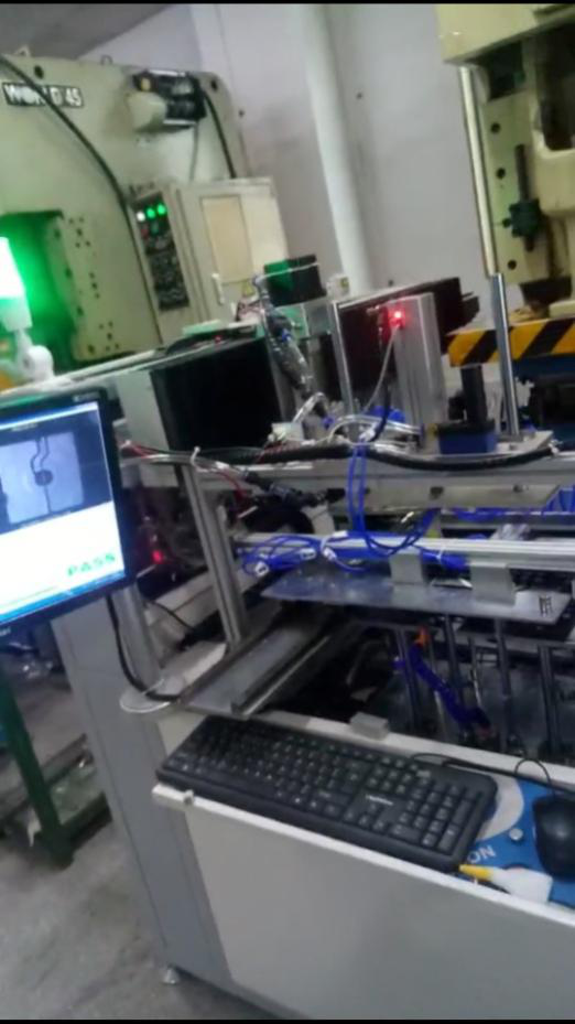 FPC視覺對位沖床機械手系統