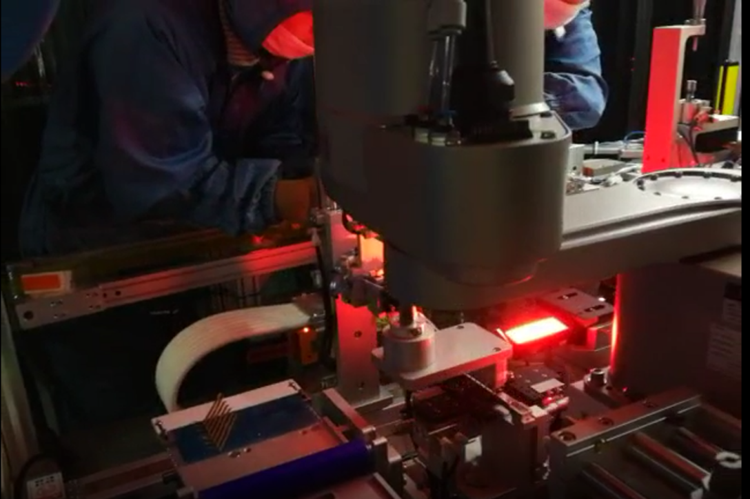 機(jī)械手上料貼合系統(tǒng)